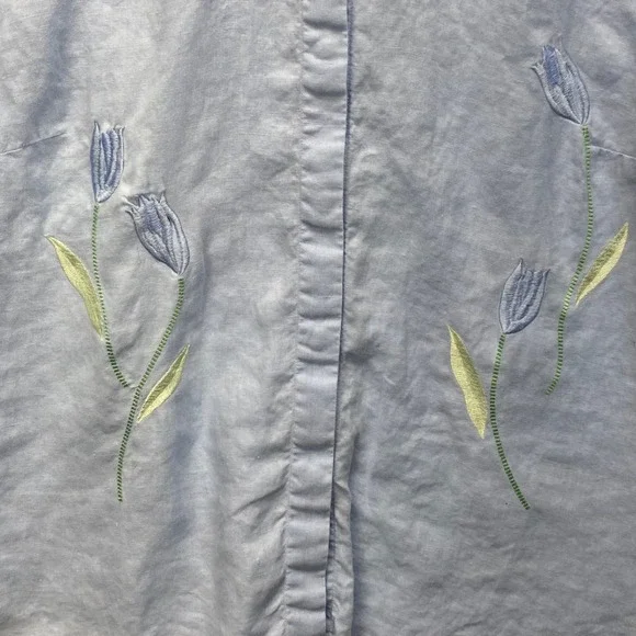 Sag Harbor Womens Blue 100% Linen Floral Embroidered Roll Tab Shirt Large VTG - Picture 2 of 11